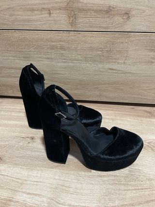 zapatos de ante con plataforma