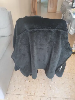 Ropa mujer/hombre negra