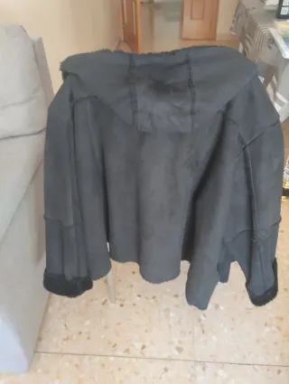 Ropa mujer/hombre negra