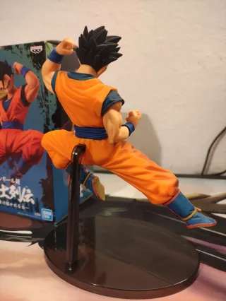 Dragon Ball Gohan Chosenshiret Figure