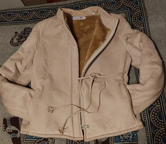 Cazadora forrada,talla 38 de l marca Cold Alaska