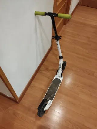 Patinete Oxelo Blanco y Verde