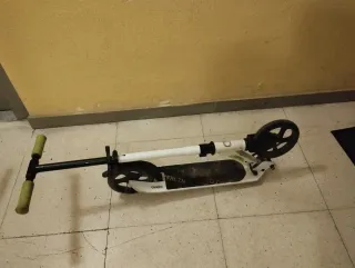 Patinete Oxelo Blanco y Verde