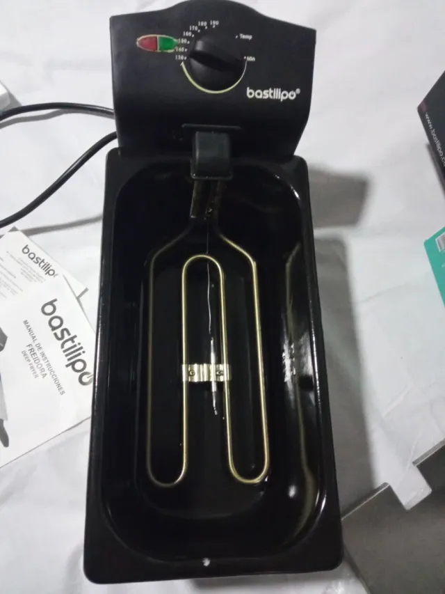 Freidora Bastilipo PE-2000-2,5L