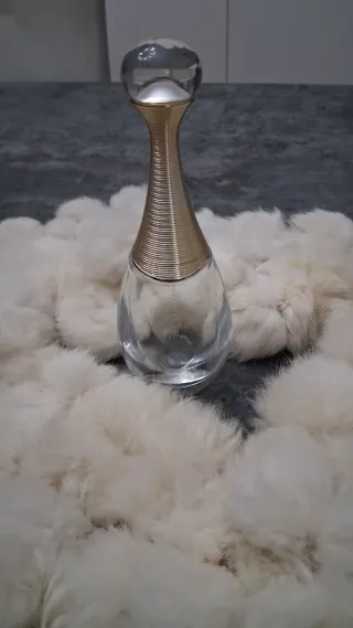 Dior. Frasco vacío J'adore Dior