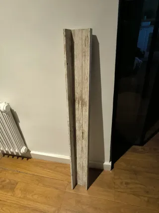 Estantería pared madera Ikea