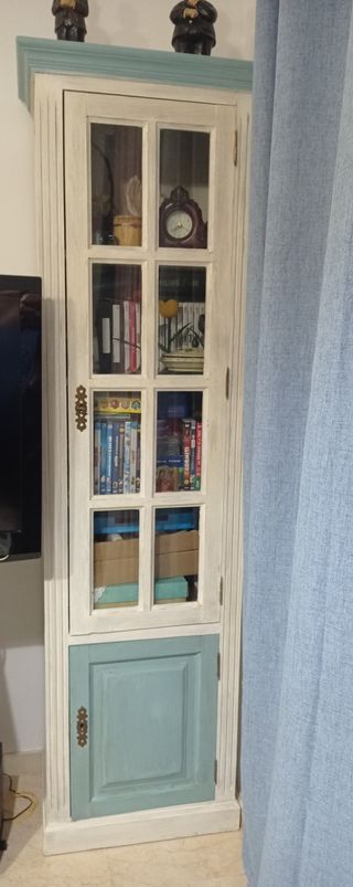 Vitrina estilo Rondeño madera y cristal