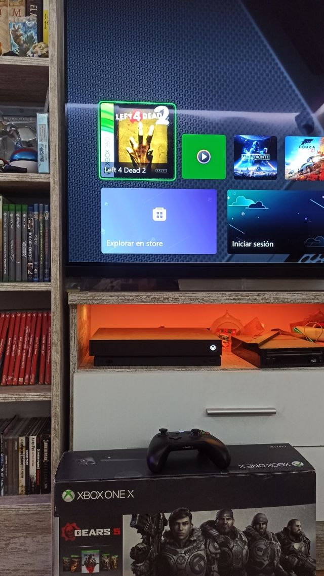 Xbox One X 1TB + Mando Negro