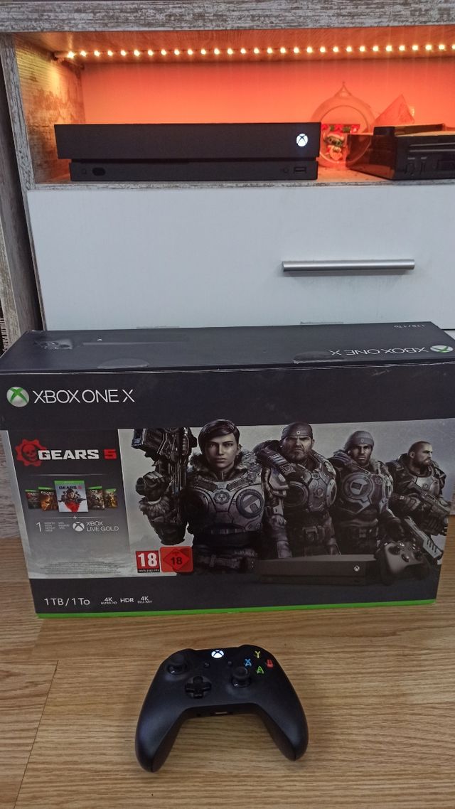 Xbox One X 1TB + Mando Negro