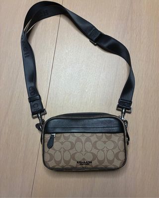 Coach Graham Crossbody Signature Canvas