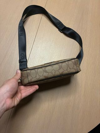 Coach Graham Crossbody Signature Canvas