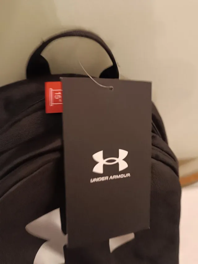 Mochila Under Armour Negra NUEVA+ETIQUETA