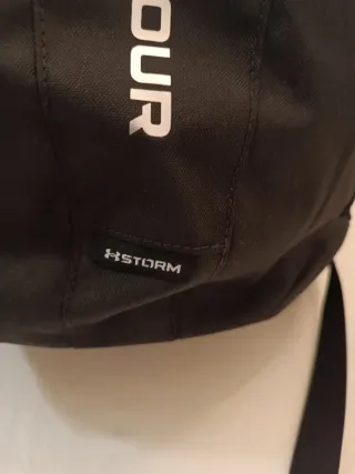Mochila Under Armour Negra NUEVA+ETIQUETA