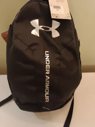 Mochila Under Armour Negra NUEVA+ETIQUETA