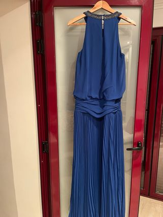 Vestido fiesta largo azul con pedrería