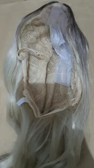 Peluca Larga Rizada 70cm Negra/Gris