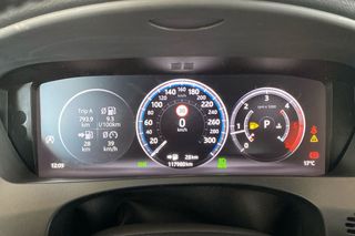 Jaguar F-Pace   2.0L i4D AWD Automatico RSport