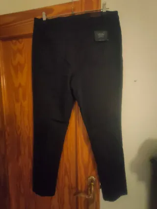 Pantalón Lloyds mujer negro talla