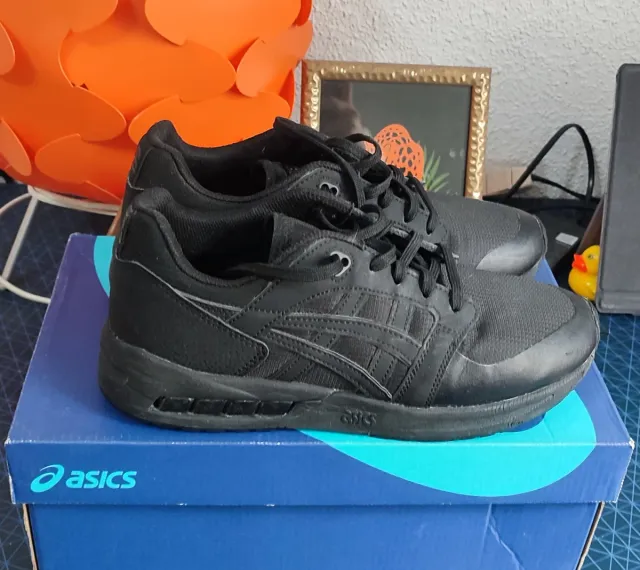 Zapatillas Asics Gelsaga Mujer Negras