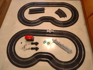 Scalextric 2 circuitos GP 26 + extras