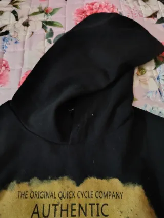 Felpa con cappuccio uomo