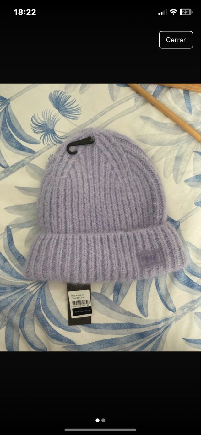 Gorro de lana morado