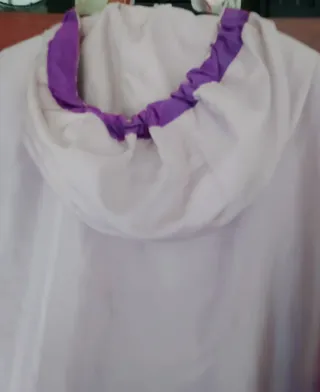 Chubasquero mujer Bershka