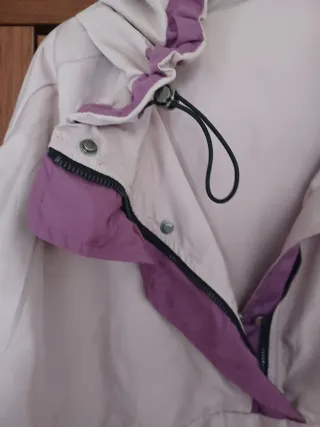 Chubasquero mujer Bershka