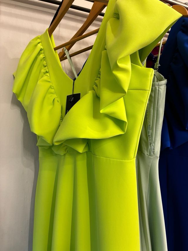 liquidación STOCK de ropa de Mujer.