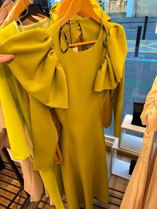 liquidación STOCK de ropa de Mujer.