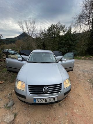 Volkswagen Passat 2003
