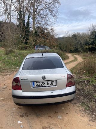 Volkswagen Passat 2003