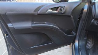 Opel Meriva 1.4 año 2011 y 12 meses garantia