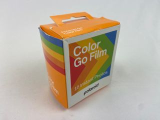 Film Polaroid Go Color per 16 foto istantanee