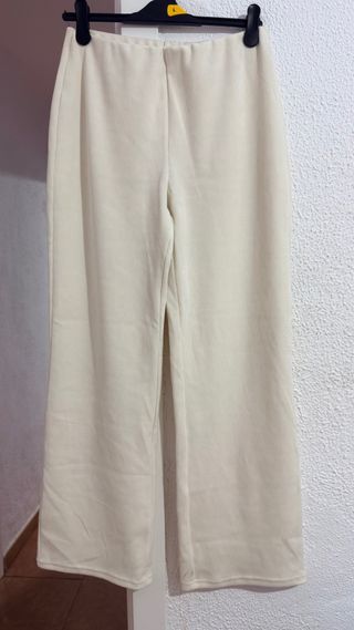 Pantalón chándal beige talla M