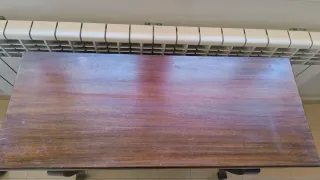 Aparador de madera antiguo