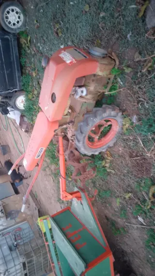 Mula Mecánica con Carro