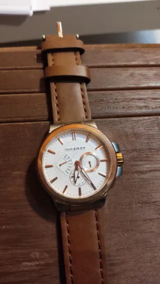 Reloj Viceroy Hombre Dorado y Blanco