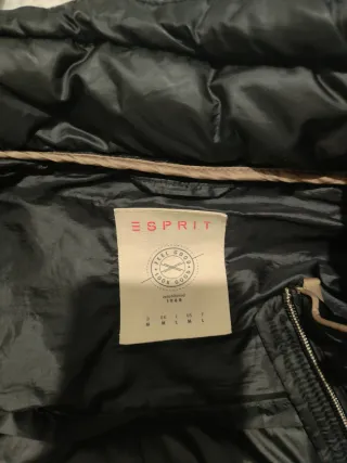 Abrigo acolchado negro Esprit