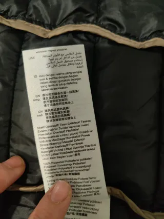 Abrigo acolchado negro Esprit