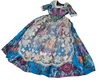 Traje Fallera con Manteletas Precioso