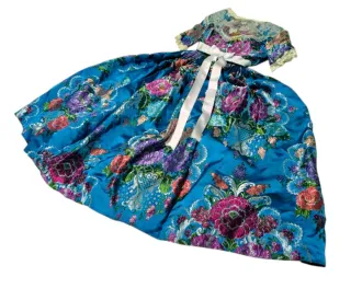 Traje Fallera con Manteletas Precioso