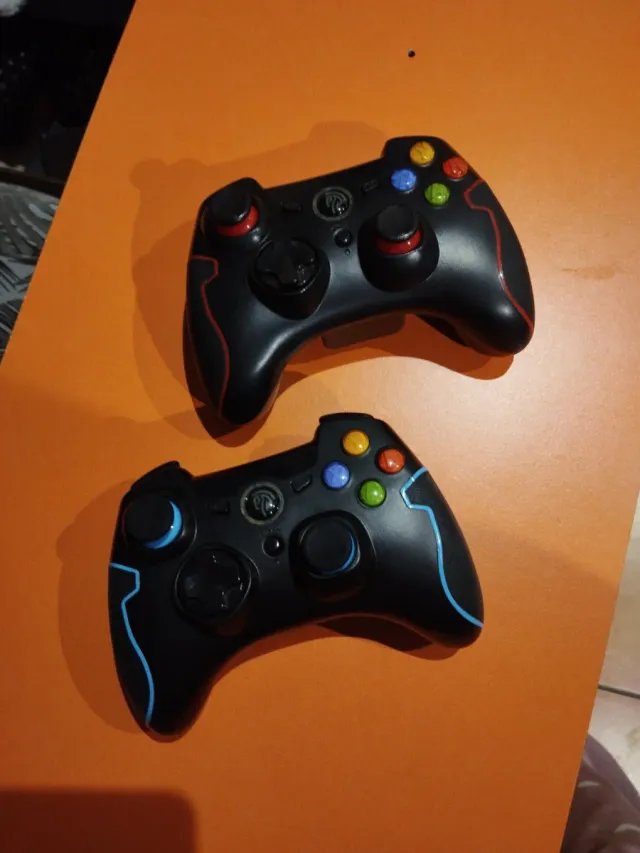 Mandos Inalámbricos para Consola