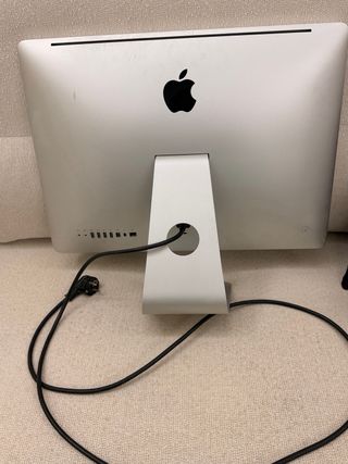 iMac 2011 Plata 21,5 pulgadas, ordenador