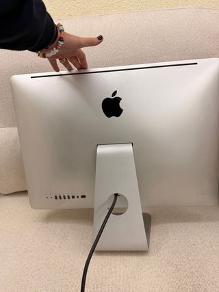 iMac 2011 Plata 21,5 pulgadas, ordenador