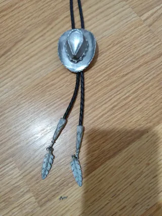 Colgante estilo sombrero cowboy