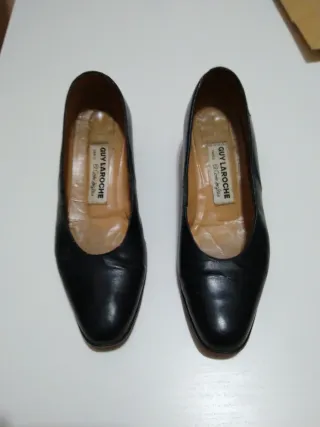 Zapatos de piel Guy Laroche negros