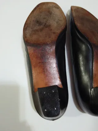 Zapatos de piel Guy Laroche negros