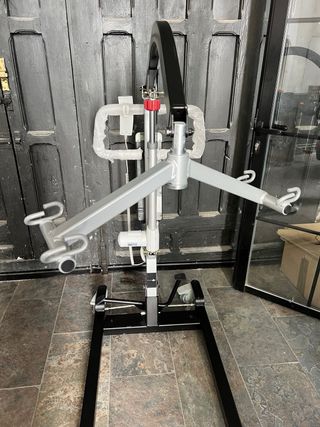 Grua AUPA para paciente