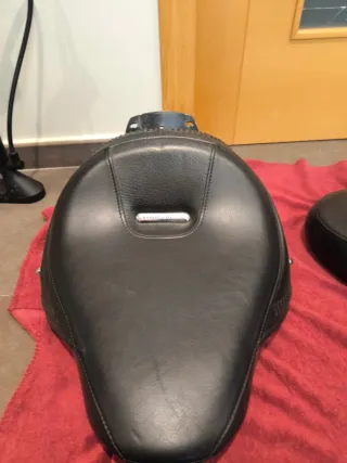 Asiento Harley Fat Boy 2007 + Respaldo